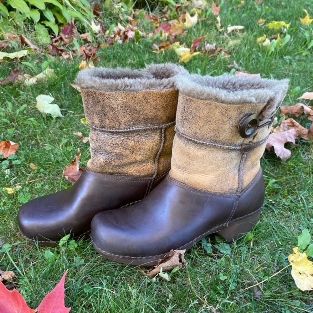 Sheepskin Lined Dansko Boots Size 38